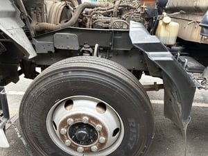 ISUZU FVM 300แรงม้า รถบรรทุก 10ล้อ กระบะคอกสูง ปี2015 เลขไมล์ 609,000 กม.