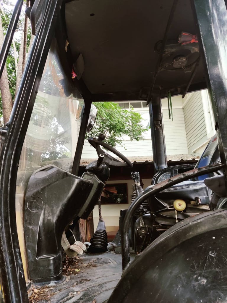 ขายรถหน้าตักหลังขุด JCB รถพร้อมใช้งาน