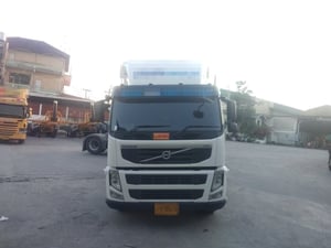 VOLVO FM 400แรงม้า รถบรรทุก หัวลาก 10ล้อ ปี57 มี2คัน