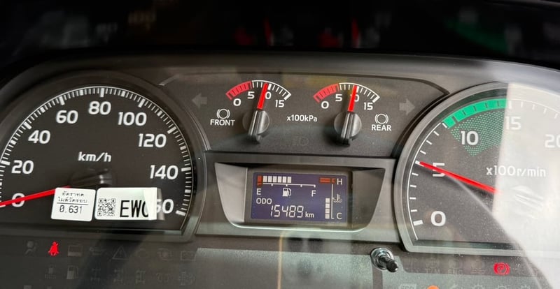 HINO FM 344แรงม้า รถบรรทุก 10ล้อ กระบะเหล็กติดเครน ปี2022 เลขไมล์ 15,489 กม. HINO FM 344แรงม้า รถบรรทุก 10ล้อ กระบะเหล็กติดเครน ปี2022 เลขไมล์ 15,489 กม.