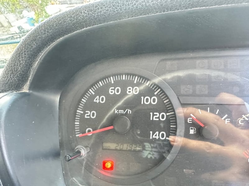 HINO MEGA 175แรงม้า รถบรรทุก 6ล้อ กระบะดั้มพ์ ติดเครน ปี60