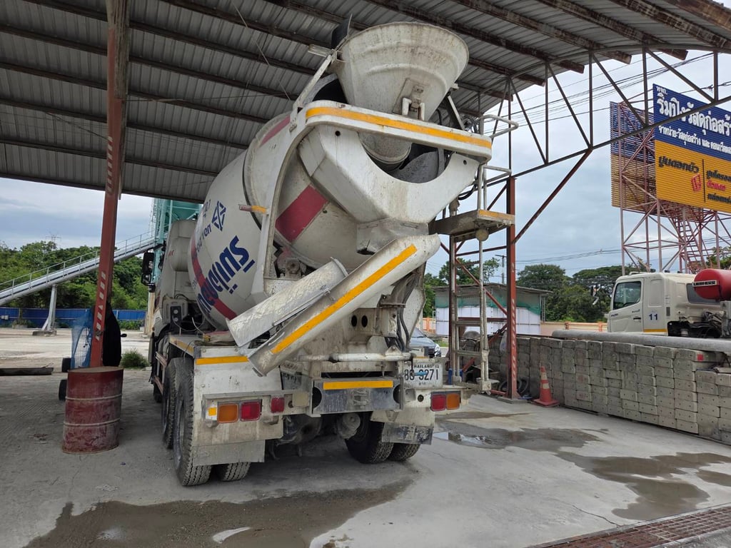 SANY SY52 326แรงม้า รถบรรทุก 10ล้อ โม่ผสมปูน ปี2016 SANY SY52 326แรงม้า รถบรรทุก 10ล้อ โม่ผสมปูน ปี2016