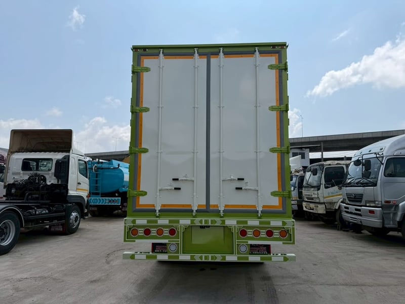 Hino Victor 260แรง ปี60 10ล้อเพลาเดียว ตู้ยาว7.7เมตร