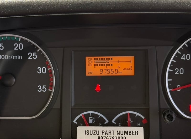 ISUZU FVM 240แรงม้า รถบรรทุก 10ล้อ กระบะเหล็ก ปี2023 เลขไมล์น้อยกว่า 100,000 กม.