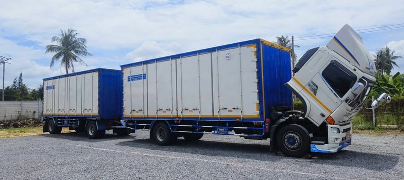 HINO FG 240แรง 6ล้อ พ่วงแม่ลูก แยกได้