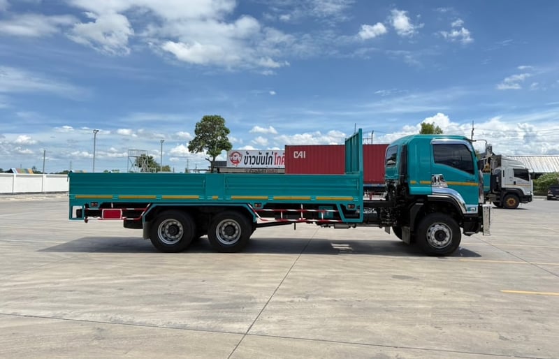 ISUZU FVM 240แรงม้า รถบรรทุก 10ล้อ กระบะเหล็ก ปี2023 เลขไมล์น้อยกว่า 100,000 กม.