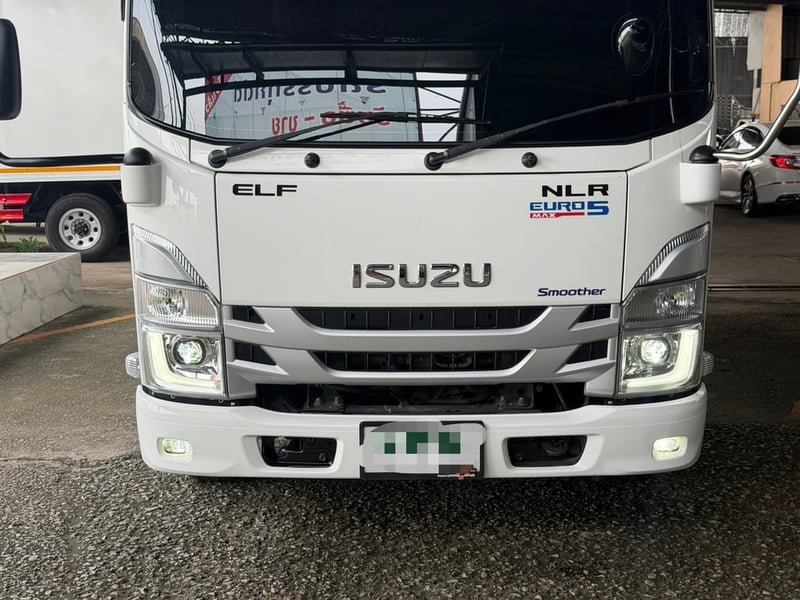 ISUZU NLR130 ปี68 ยูโร5 เกียร์ออโต้ ตู้ยาว3.2เมตร รถสวย พร้อมใช้ ISUZU NLR130 ปี68 ยูโร5 เกียร์ออโต้ ตู้ยาว3.2เมตร รถสวย พร้อมใช้
