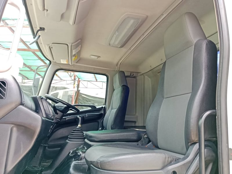 HINO VICTOR 240 แรง ปี2562 สภาพสวย เก็บสีตู้ให้ในสภาพพร้อมใช้ HINO VICTOR 240 แรง ปี2562 สภาพสวย เก็บสีตู้ให้ในสภาพพร้อมใช้