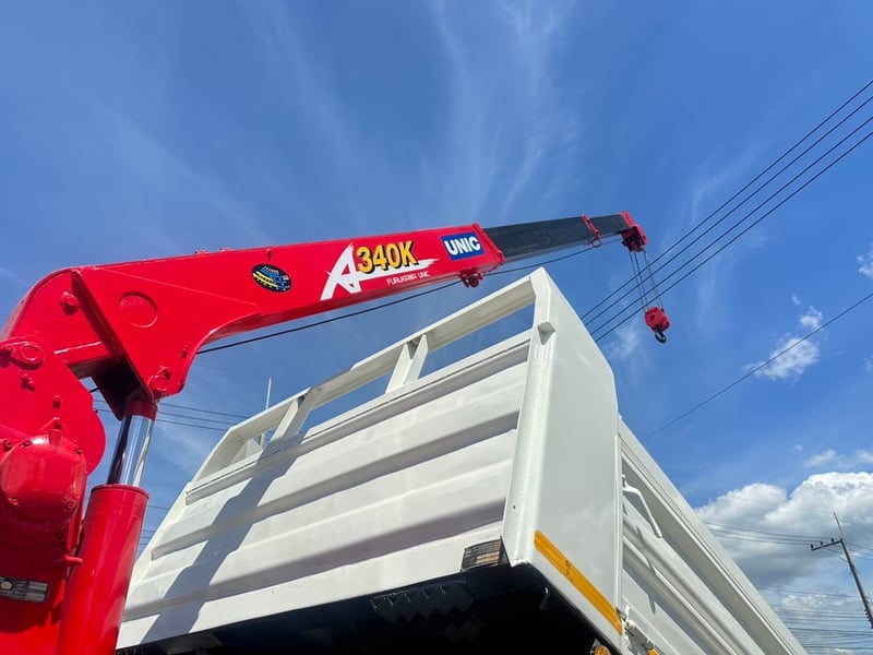 ISUZU FRR210 ปี57 ดั้มพ์3.5เมตร เครน3.4ตัน 3ปอก