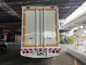 ISUZU NLR130 ปี68 ยูโร5 เกียร์ออโต้ ตู้ยาว3.2เมตร รถสวย พร้อมใช้ ISUZU NLR130 ปี68 ยูโร5 เกียร์ออโต้ ตู้ยาว3.2เมตร รถสวย พร้อมใช้