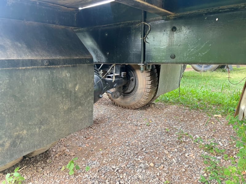 MITSUBISHI 10ล้อ เพลาเดียว 160แรงม้า เทลลเลอร์แท่นเตี้ย ปี2537 MITSUBISHI 10ล้อ เพลาเดียว 160แรงม้า เทลลเลอร์แท่นเตี้ย ปี2537