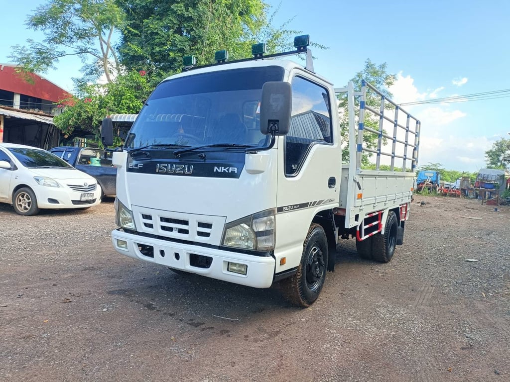 ISUZU NKR100 ปี50 6ล้อคอก สวย พร้อมใช้