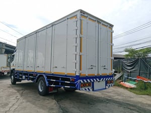 ISUZU FTR240 ปี63 ตู้แห้ง 10บาน พร้อมใช้งาน ISUZU FTR240 ปี63 ตู้แห้ง 10บาน พร้อมใช้งาน