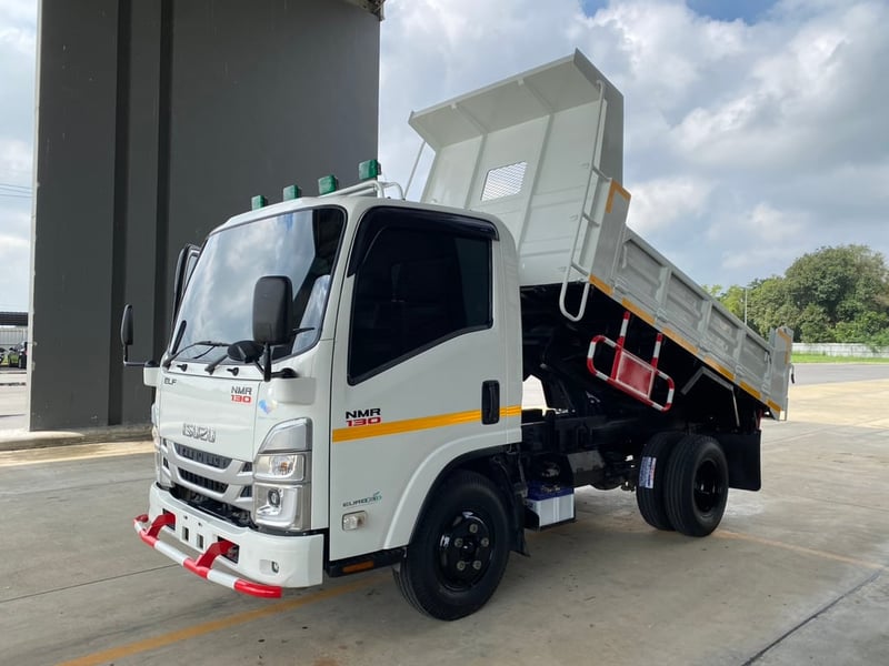 ISUZU NMR130 รถบรรทุก 6ล้อ ดั้มพ์ ปี66 รถสวย ไมล์น้อย ยางใหม่6เส้น