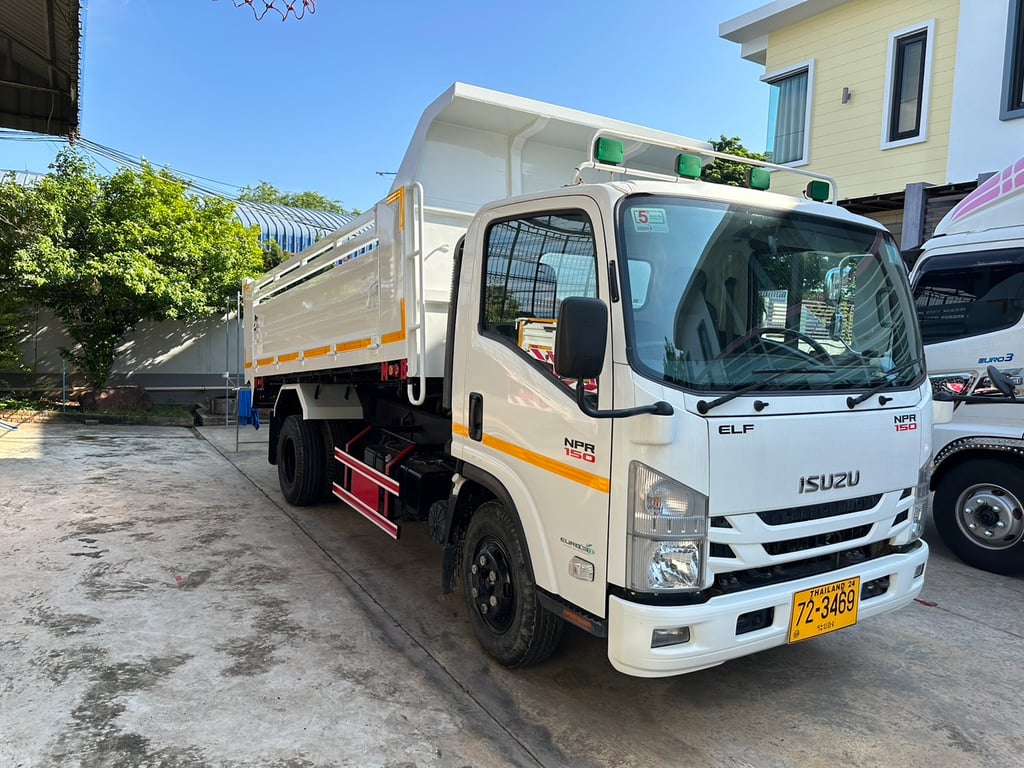 ISUZU NPR150แรง รถบรรทุก 6ล้อ ดั้มพ์5คิว  ปี2022