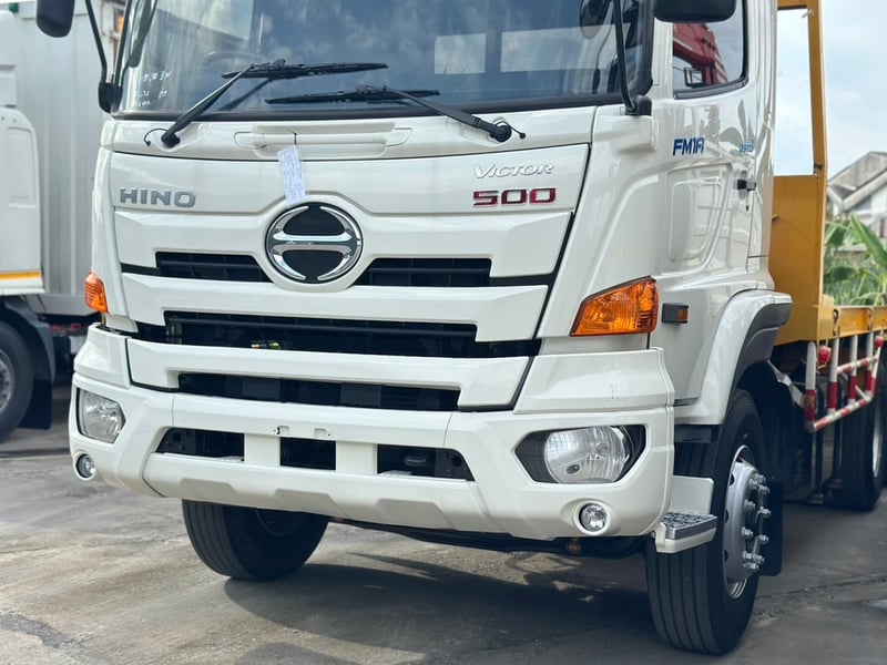 10ล้อ HINO VICTOR 344แรงม้า ปี2559 2 เพลา พื้นเรียบยาว6.4เมตร มีระบบลากพ่วง 10ล้อ HINO VICTOR 344แรงม้า ปี2559 2 เพลา พื้นเรียบยาว6.4เมตร มีระบบลากพ่วง