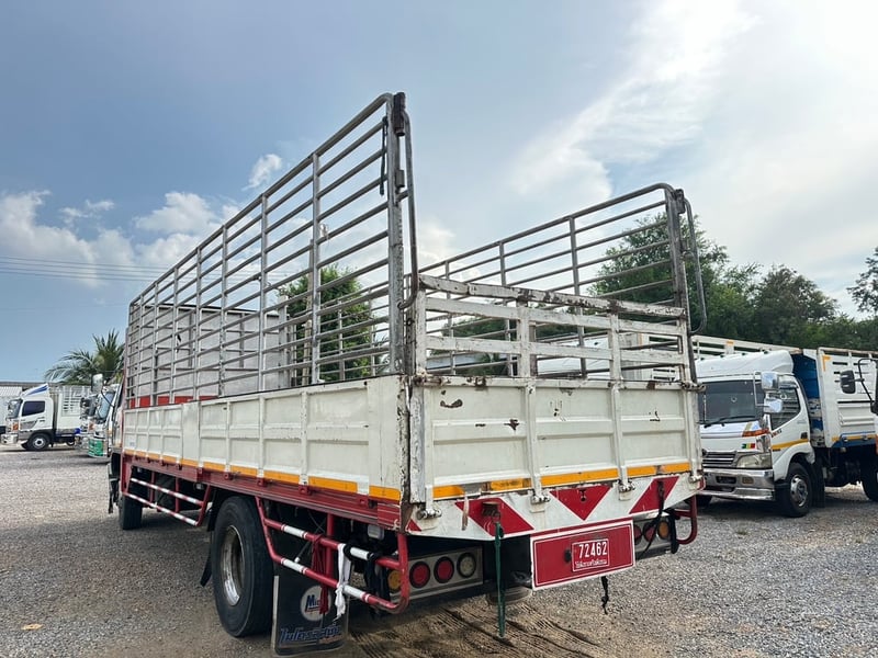 HINO FF 212แรงม้า รถบรรทุก 6ล้อ กระบะคอกสูงยาว7.2เมตร ปี43
