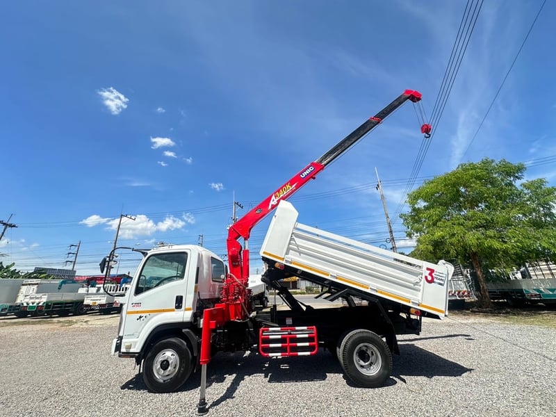 ISUZU FRR210 ปี57 ดั้มพ์3.5เมตร เครน3.4ตัน 3ปอก