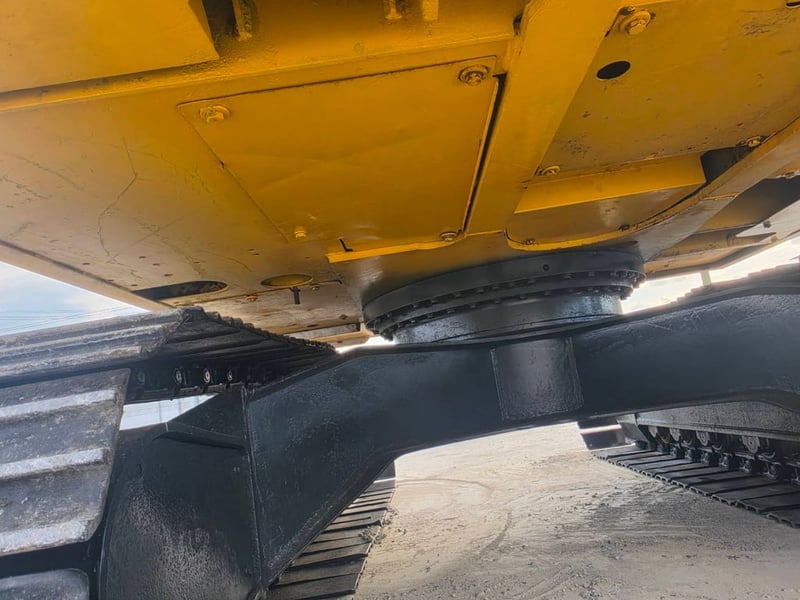 KOMATSU PC130-8 mo จอเหลือง กล้องหลัง ลายแย้กคู่ระบบ two wayจากโรงงาน KOMATSU PC130-8 mo จอเหลือง กล้องหลัง ลายแย้กคู่ระบบ two wayจากโรงงาน