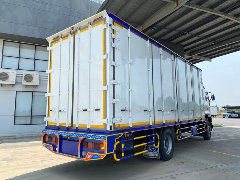 ISUZU FTR240 ปี65 ตู้แห้ง 10บาน ยาว7.6เมตร ราคารวมvat ฟรีโอน ฟรีประกัน