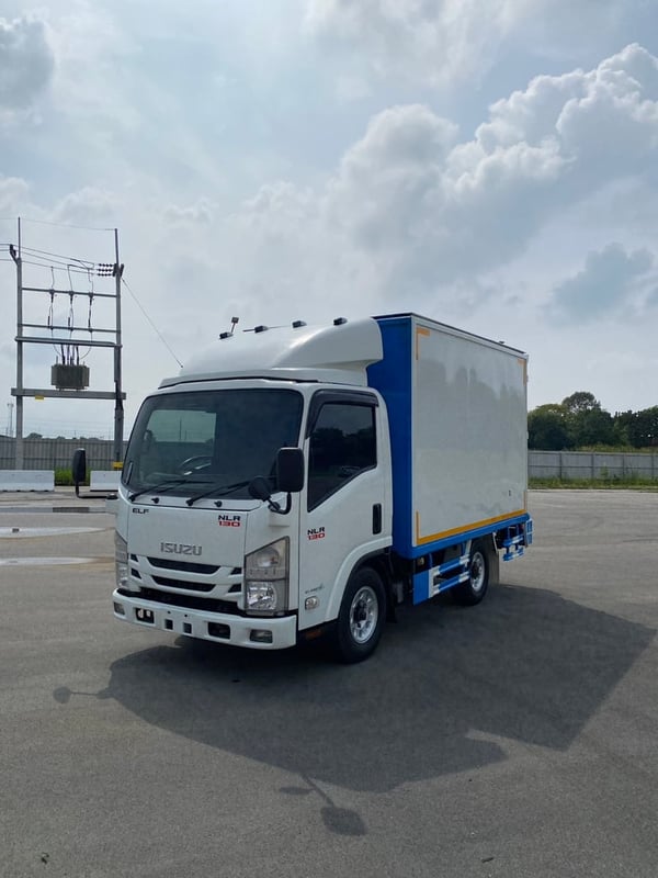 ISUZU NLR130 ปี65 ตู้แห้ว ยาว3เมตร ประกันศูนย์เหลือ2ปี