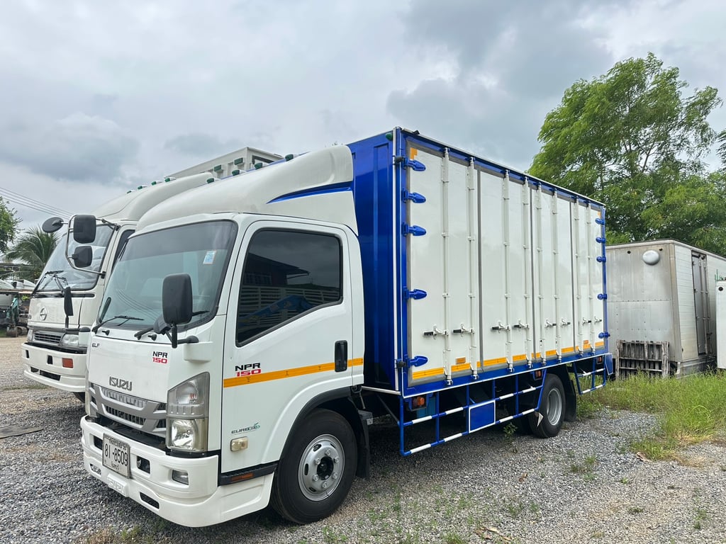 ขาย ตู้10บาน ยาว5เมตร พร้อมใช้งาน