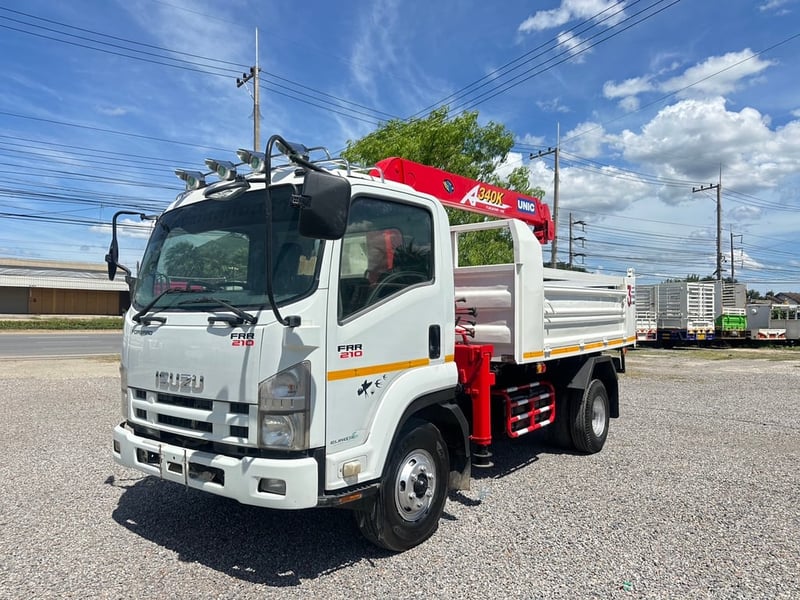 ISUZU FRR210 ปี57 ดั้มพ์3.5เมตร เครน3.4ตัน 3ปอก