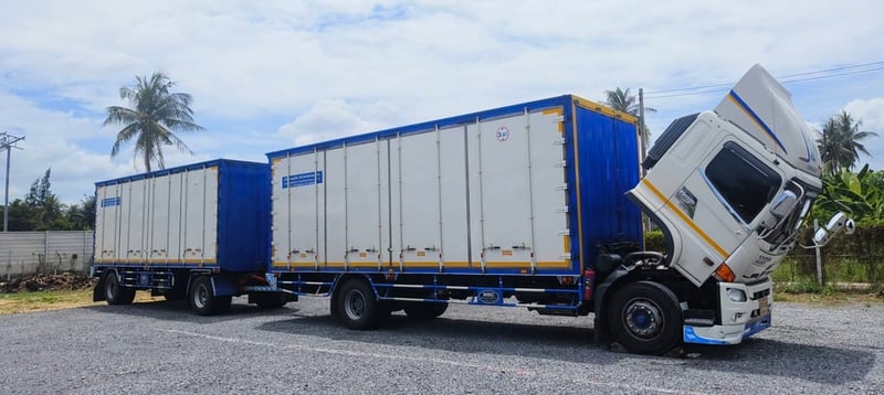 HINO FG 240แรง 6ล้อ พ่วงแม่ลูก แยกได้