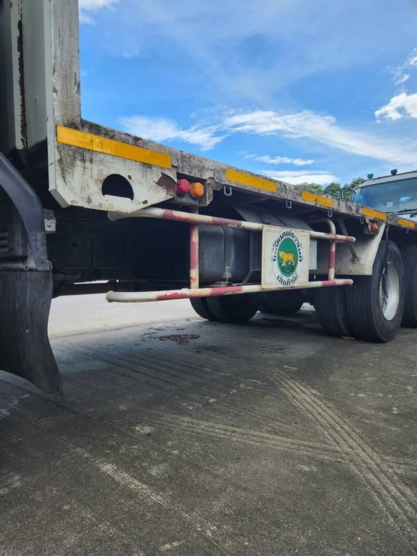 ISUZU FVM 240แรงม้า รถบรรทุก 10ล้อ พื้นเรียบ ปี2010