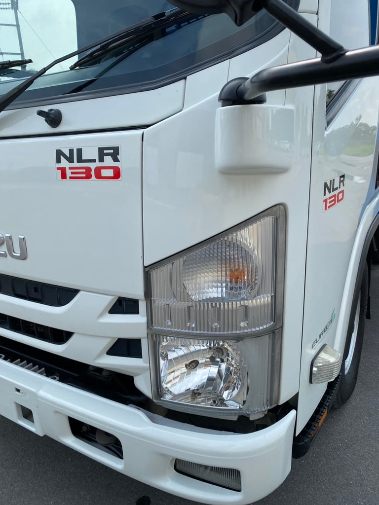 ISUZU NLR130 ปี65 ตู้แห้ว ยาว3เมตร ประกันศูนย์เหลือ2ปี