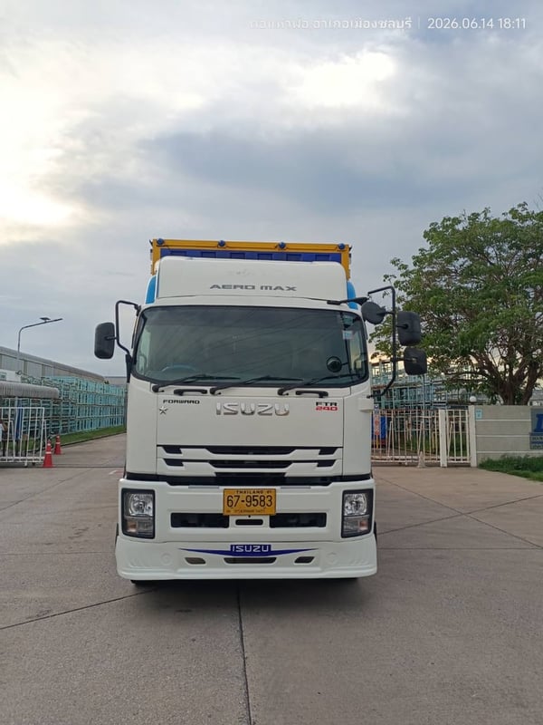ISUZU FTR210 ปี65 ตู้แห้ง10บาน ยาว7.8เมตร รถสวย เจ้าของขายเอง ISUZU FTR210 ปี65 ตู้แห้ง10บาน ยาว7.8เมตร รถสวย เจ้าของขายเอง