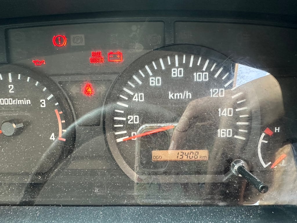 ISUZU NPR150แรง รถบรรทุก 6ล้อ ดั้มพ์5คิว  ปี2022