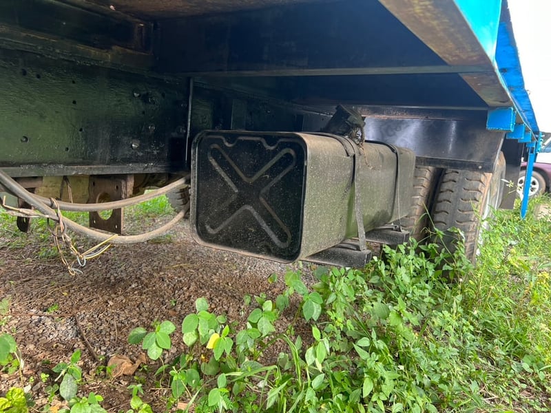 MITSUBISHI 10ล้อ เพลาเดียว 160แรงม้า เทลลเลอร์แท่นเตี้ย ปี2537 MITSUBISHI 10ล้อ เพลาเดียว 160แรงม้า เทลลเลอร์แท่นเตี้ย ปี2537