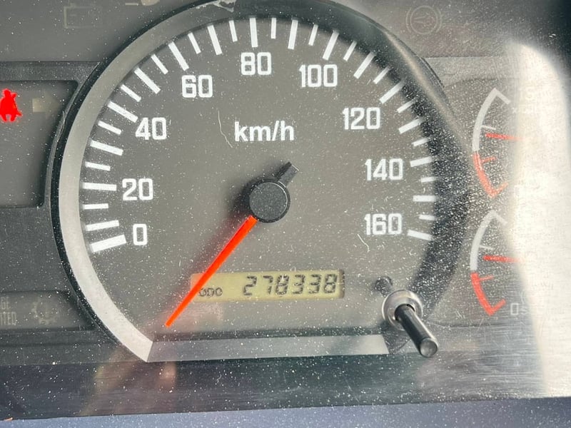 ISUZU FVM 240แรงม้า 10ล้อ เพลาเดียว กระบะเหล็กติดเครน ปี59 ISUZU FVM 240แรงม้า 10ล้อ เพลาเดียว กระบะเหล็กติดเครน ปี59