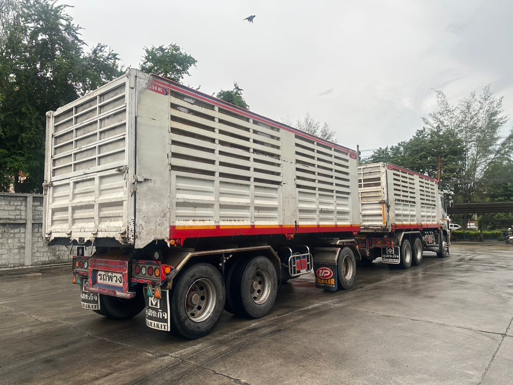 ISUZU FXZ 360แรงม้า รถบรรทุก 10ล้อ พ่วงแม่ลูก ปี2018 ISUZU FXZ 360แรงม้า รถบรรทุก 10ล้อ พ่วงแม่ลูก ปี2018