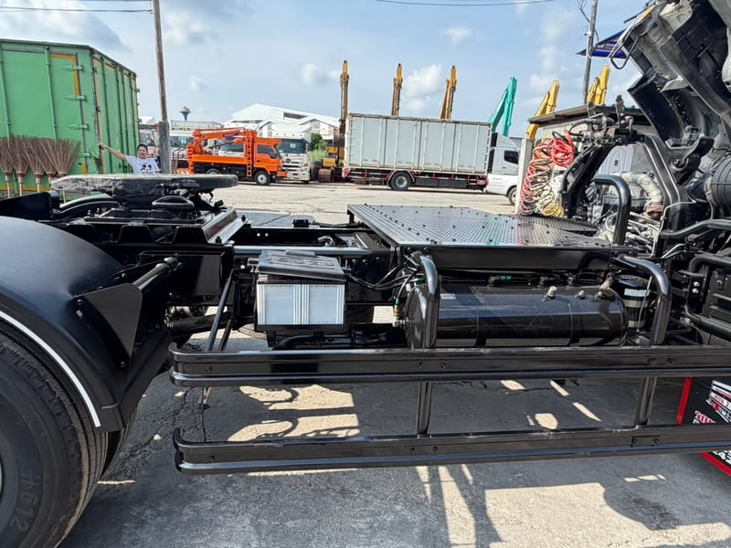 ISUZU FTR240 หัวลาก 6ล้อ ปี64 เก็บงาน ยางใหม่ ISUZU FTR240 หัวลาก 6ล้อ ปี64 เก็บงาน ยางใหม่