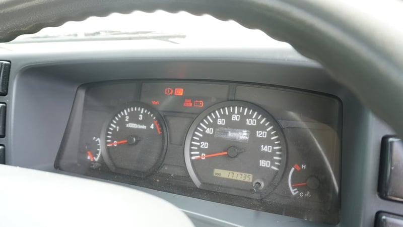 ISUZU NLR130 ปี57 ตู้แห้งยาว 3เมตร ไมล์น้อย ยางใหม่4เส้น