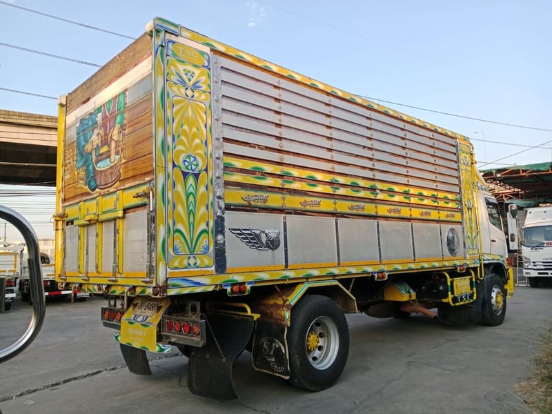 Hino Victor 240 ปี60 กระบะดั้มพ์  ยาว6.5เมตร