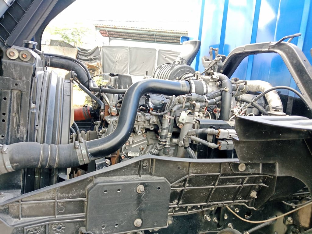 ISUZU FTR240 ปี63 ตู้แห้ง 10บาน พร้อมใช้งาน