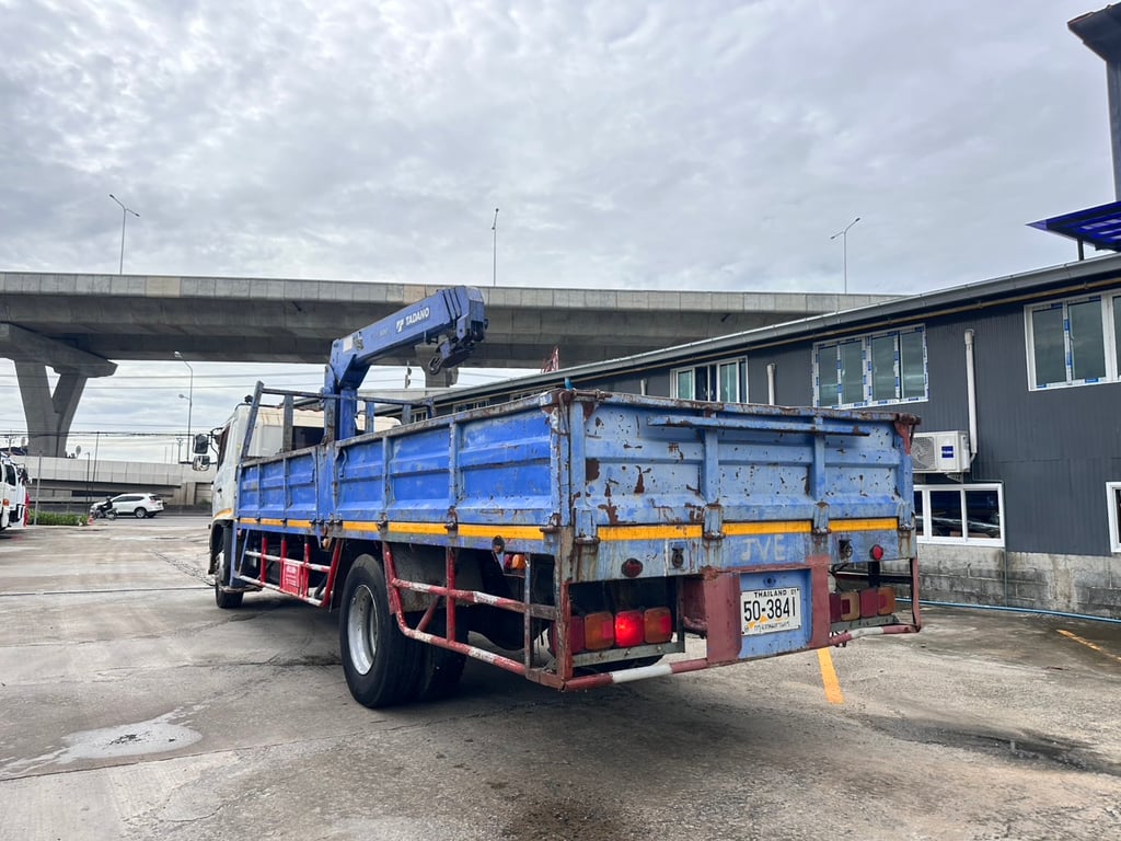 HINO FG 212แรงม้า รถบรรทุก 6ล้อ กระบะเหล็กติดเครน ปี56