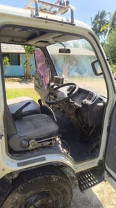 ISUZU NKR130 ปี50 6ล้อ ติดเครน2.2ตัน พร้อมใช้งาน