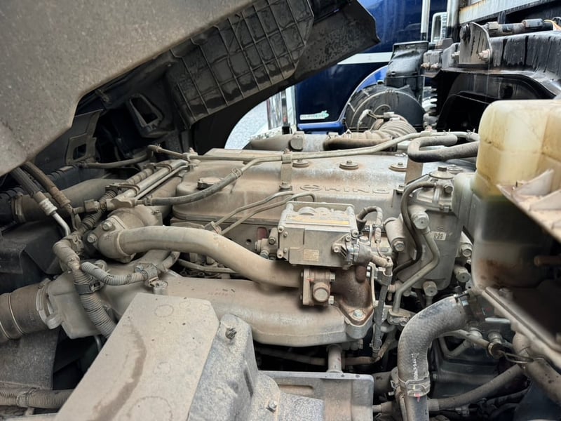 รถคอกหมู Hino FL1A 344hp ปี 66หน้าขาว