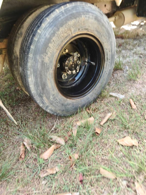 ISUZU NKR130 ปี50 6ล้อ ติดเครน2.2ตัน พร้อมใช้งาน