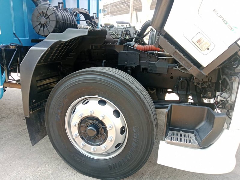 ISUZU FTR240 ปี65 รถบรรทุก 6ล้อ ตู้แห้ง 10บาน ยาว7.6เมตร สวย พร้อมใช้ ISUZU FTR240 ปี65 รถบรรทุก 6ล้อ ตู้แห้ง 10บาน ยาว7.6เมตร สวย พร้อมใช้
