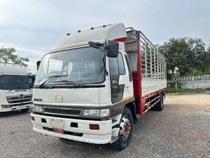 HINO FF 212แรงม้า รถบรรทุก 6ล้อ กระบะคอกสูงยาว7.2เมตร ปี43