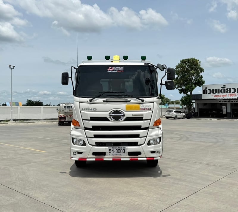 HINO FM 344แรงม้า รถบรรทุก 10ล้อ กระบะเหล็กติดเครน ปี2022 เลขไมล์ 15,489 กม. HINO FM 344แรงม้า รถบรรทุก 10ล้อ กระบะเหล็กติดเครน ปี2022 เลขไมล์ 15,489 กม.