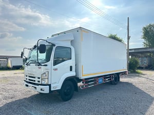 ISUZU FRR190 ปี58 ยาว6.6เมตร สวย พร้อมใช้ ISUZU FRR190 ปี58 ยาว6.6เมตร สวย พร้อมใช้