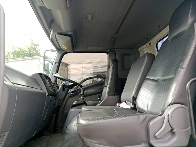 ISUZU FTR240 ปี63 ตู้แห้ง 10บาน พร้อมใช้งาน ISUZU FTR240 ปี63 ตู้แห้ง 10บาน พร้อมใช้งาน