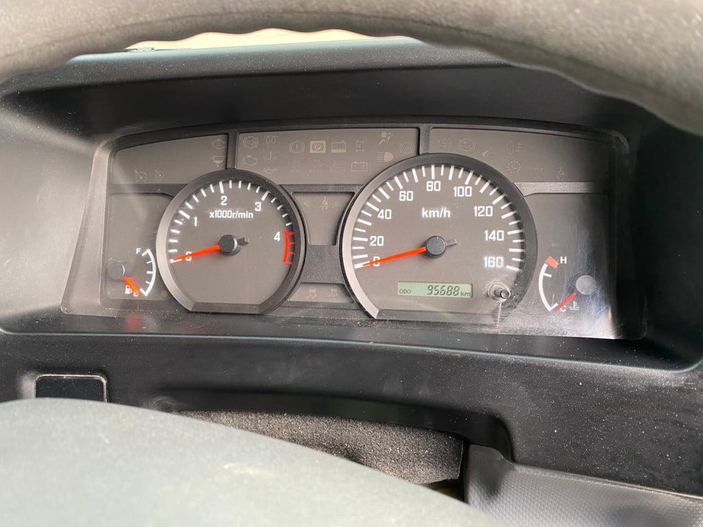 ISUZU NMR130 รถบรรทุก 6ล้อ ดั้มพ์ ปี66 รถสวย ไมล์น้อย ยางใหม่6เส้น