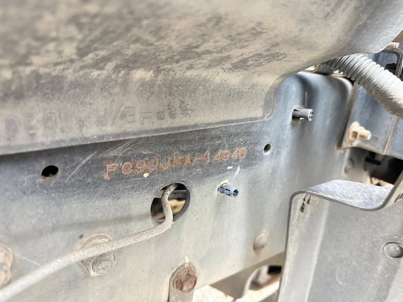 Hino mega 500 ปี57 รถโดยสาร กระบะยาว 5.60เมตร ไมล์น้อยมาก Hino mega 500 ปี57 รถโดยสาร กระบะยาว 5.60เมตร ไมล์น้อยมาก